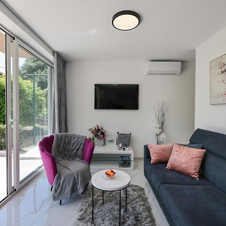 Studio Apartman Natale Zara Esterno foto