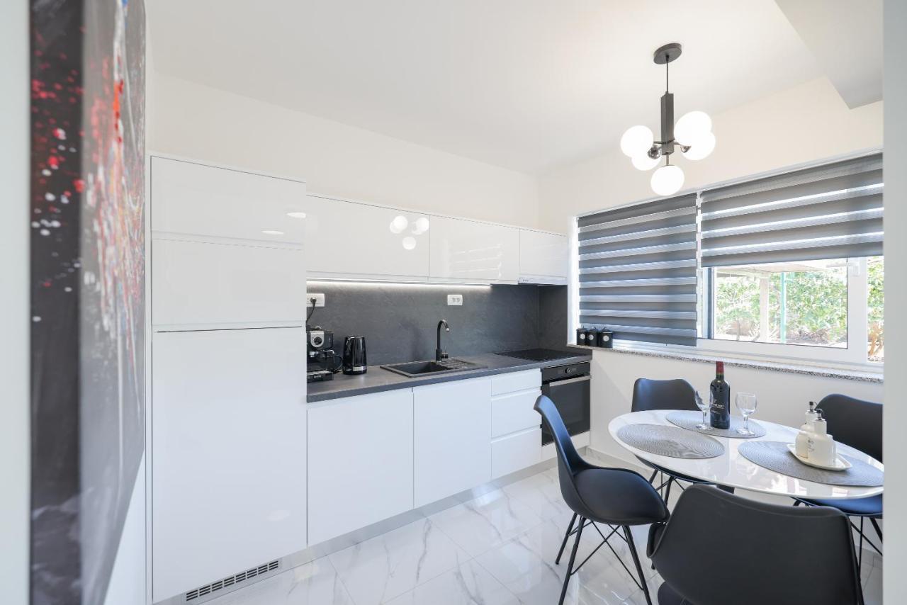 Studio Apartman Natale Zara Esterno foto