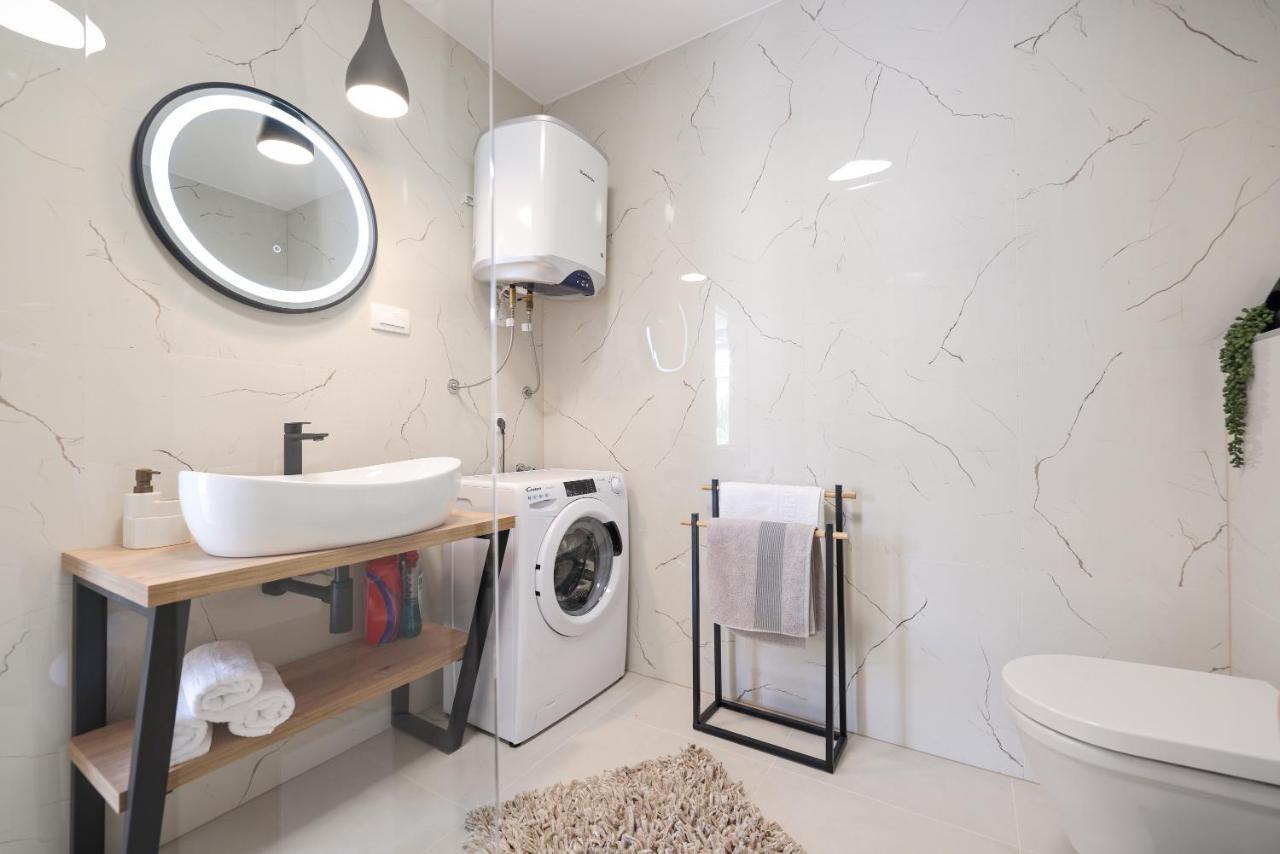 Studio Apartman Natale Zara Esterno foto